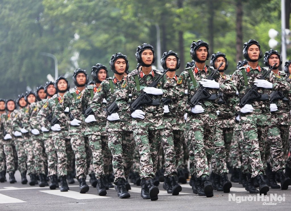 tangthietgiap.jpg