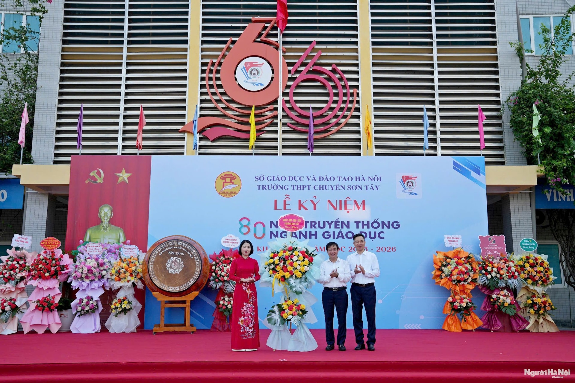 chuyen-sontay.jpg
