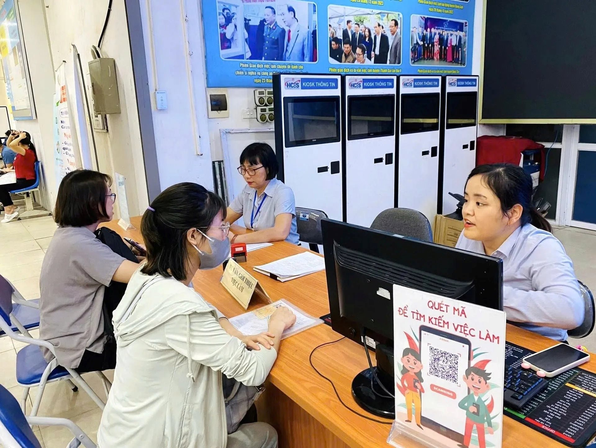 viec-lam-hanoi.jpg