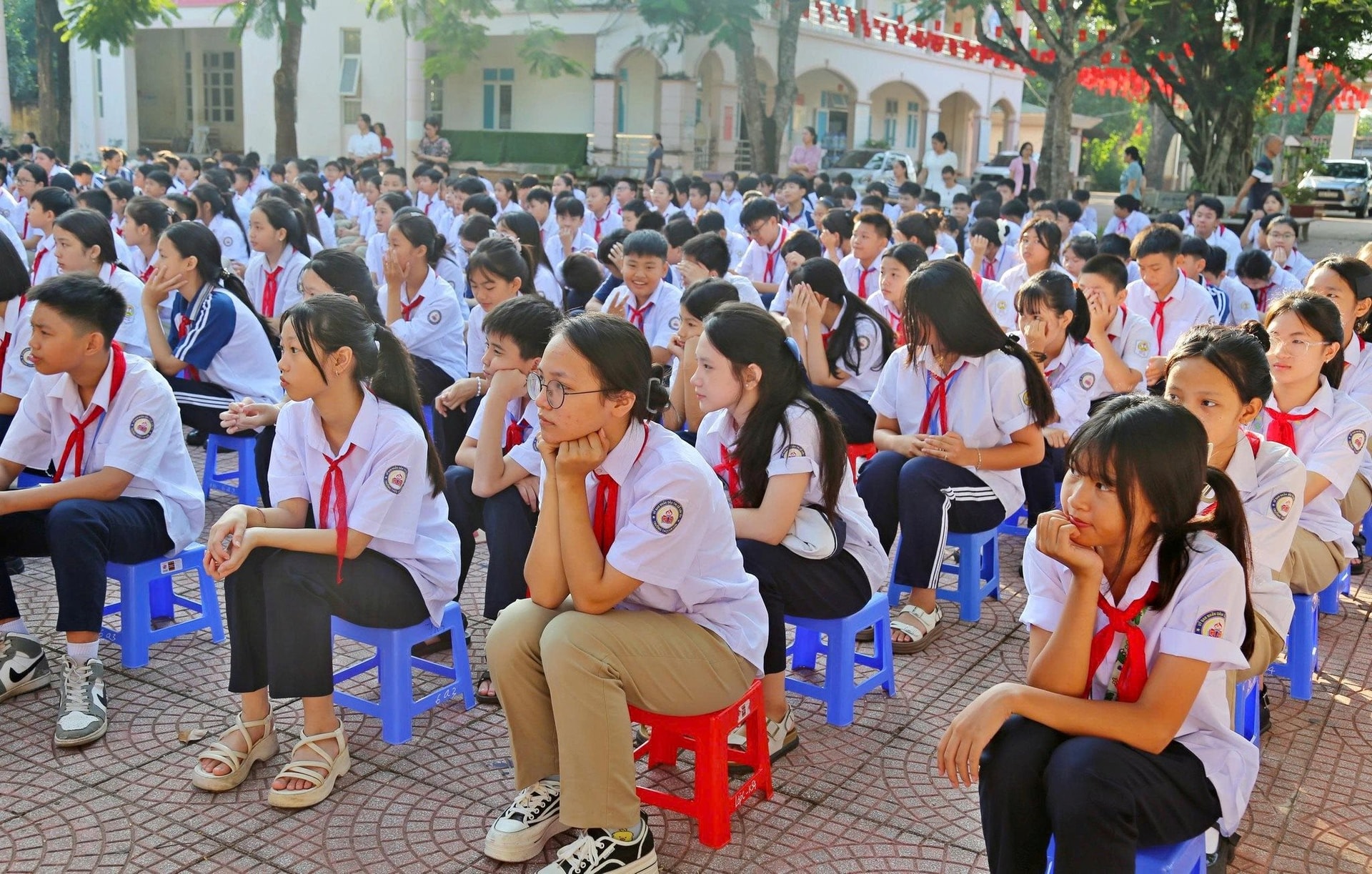 lang-nghe.jpg
