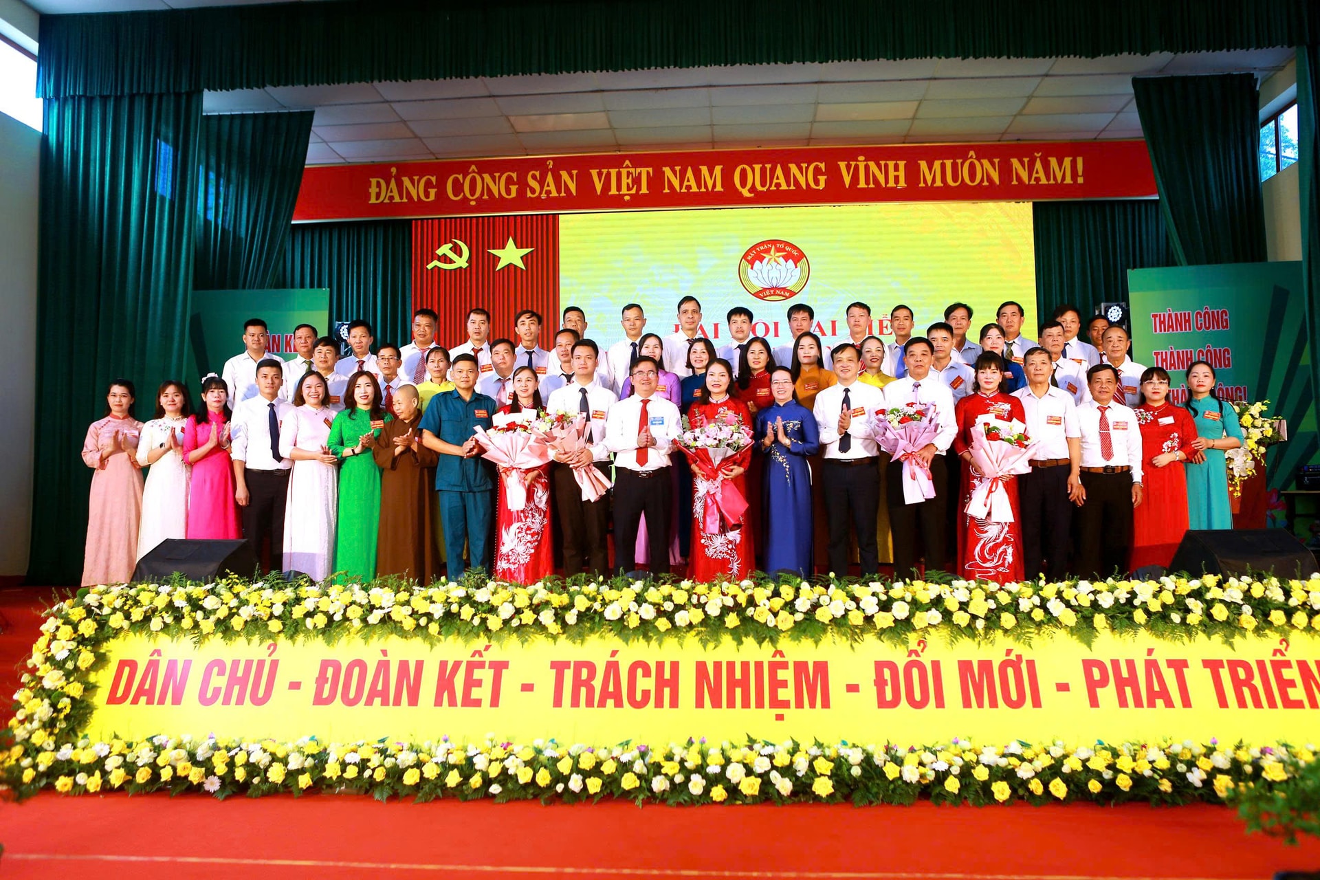 gen-h-z7041357398038_088fd52754edeeca3c91e2a2d46c5eed.jpg