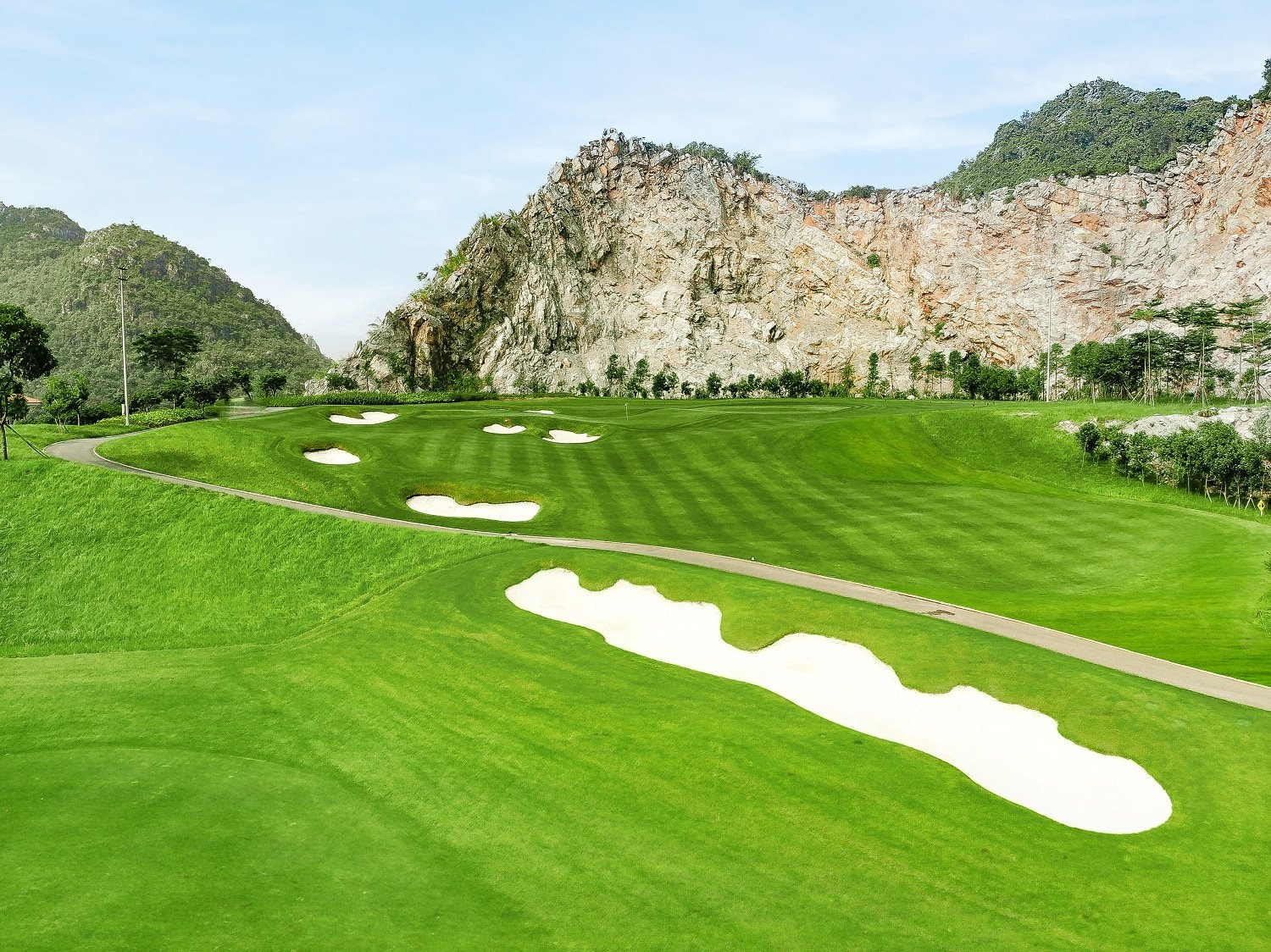 03-legend-valley-country-club.jpg