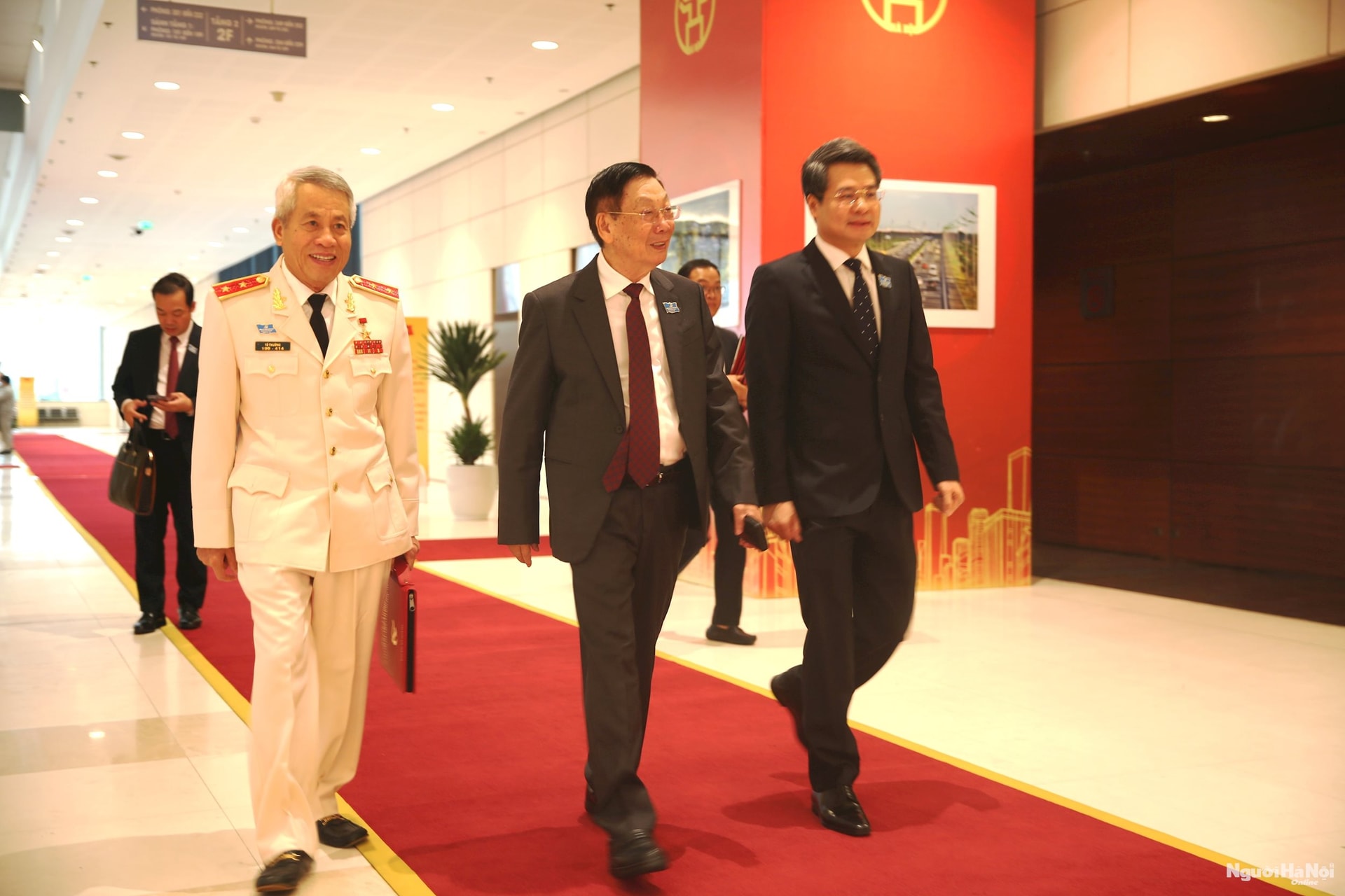 lanh-dao-6-.jpg