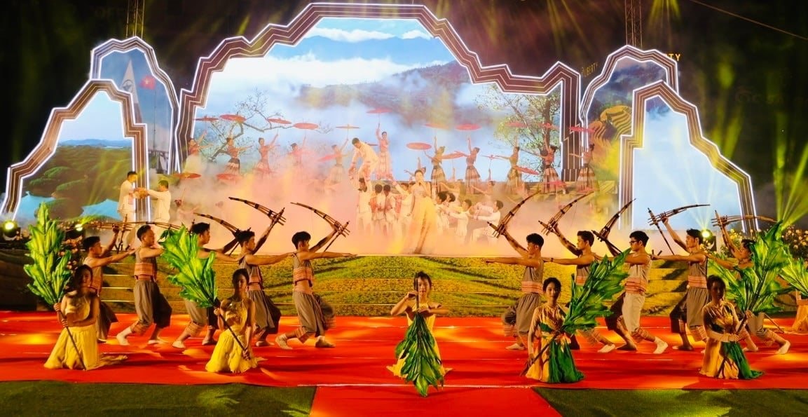 festival-song-hong-2025-3.jpg