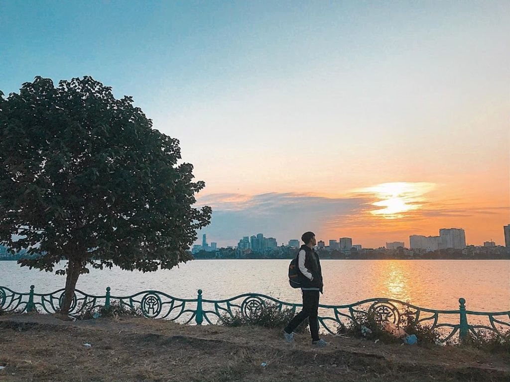 cho-chup-anh-dep-o-ha-noi-2_1681478001.jpg