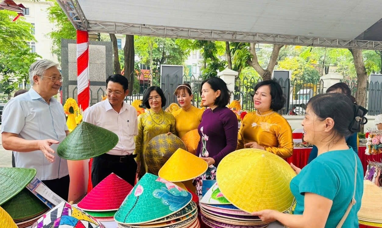 khoinghiepsangtao.jpg