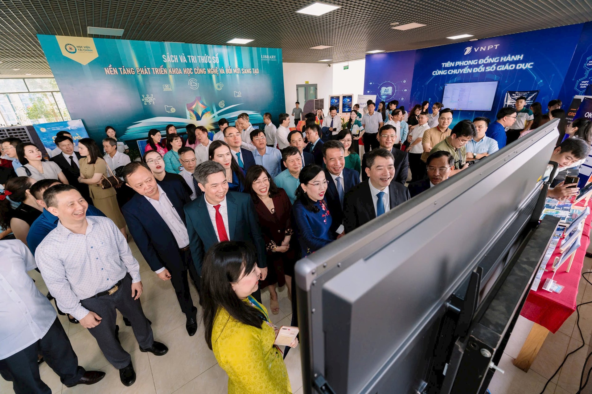 f7065008-f876-4dae-8586-764cc14185eb.jpg