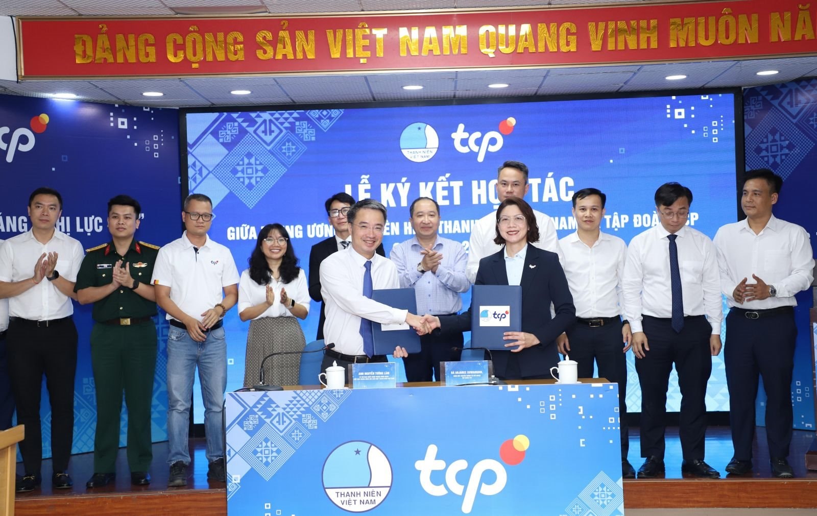 hoi-thanh-nien-va-tcp-ky-ket-hop-tac-2_19052026205910_739.jpg
