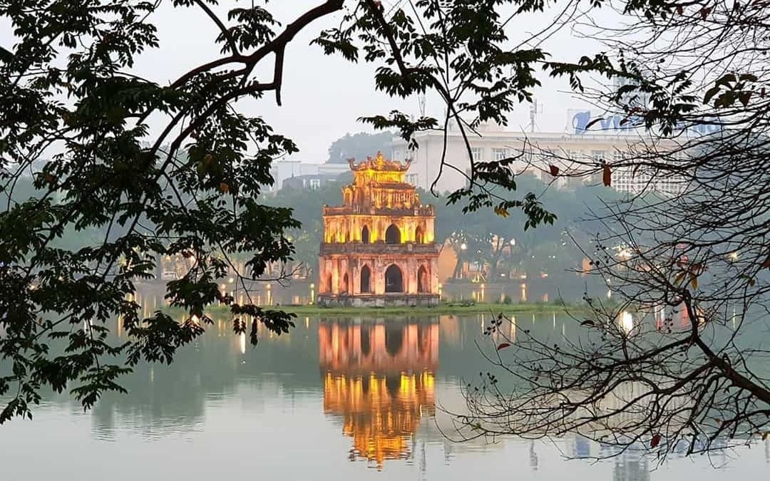 ho-hoan-kiem-3-1759481759166468729189-41-0-716-1080-crop-17594817657281264086357.jpg