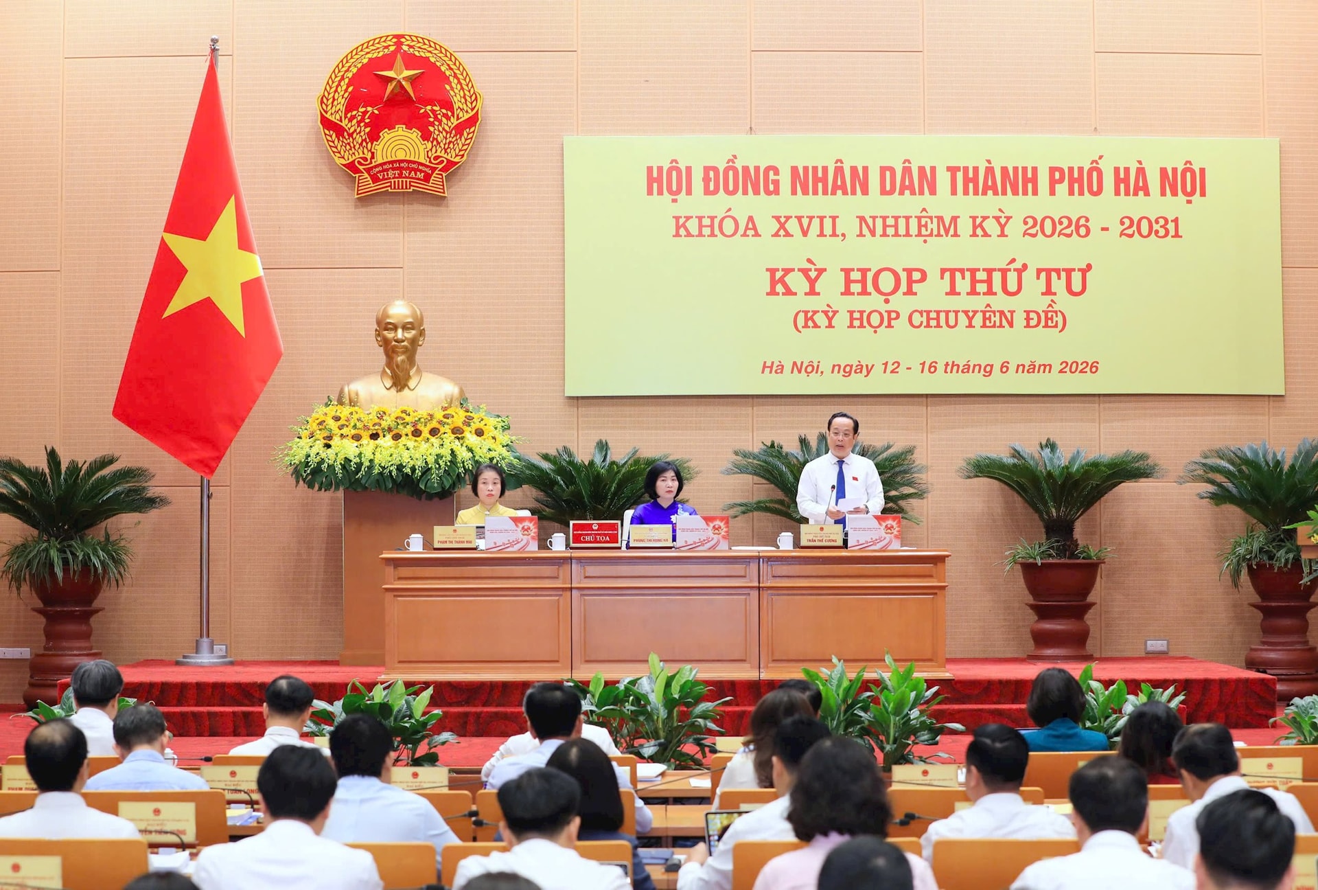 quang-canhhop.jpg