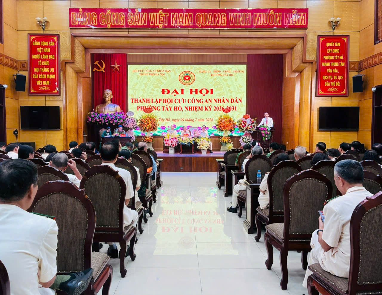 8aff44559fbf1ee147ae.jpg