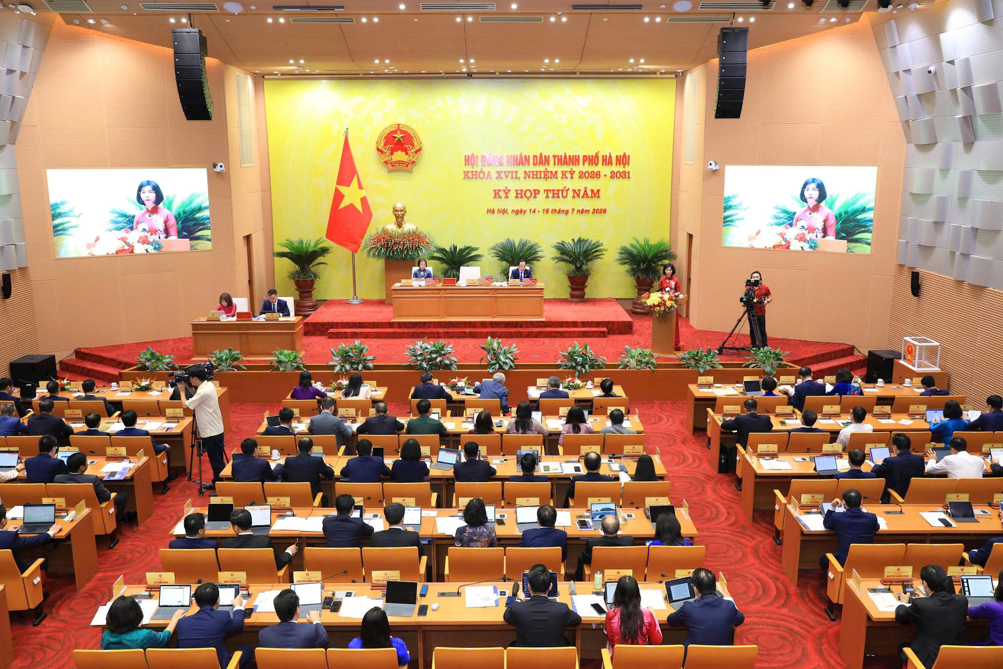 quangcanh2.jpg