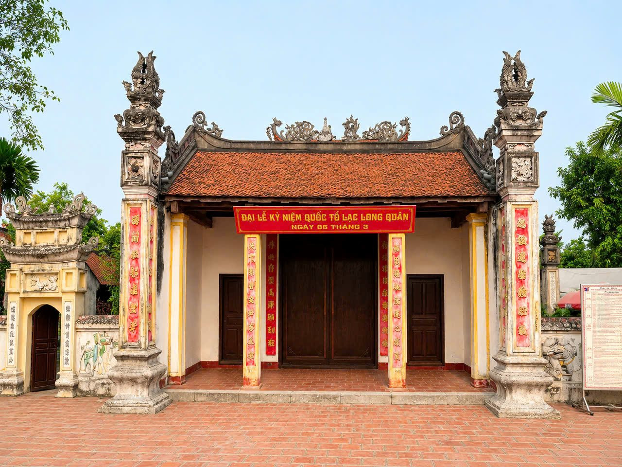 anh-1.-dinh-noi-binh-da-xa-binh-minh-thanh-pho-ha-noi-di-tich-quoc-gia-dac-biet-tho-duc-quoc-to-lac-long-quan.jpg