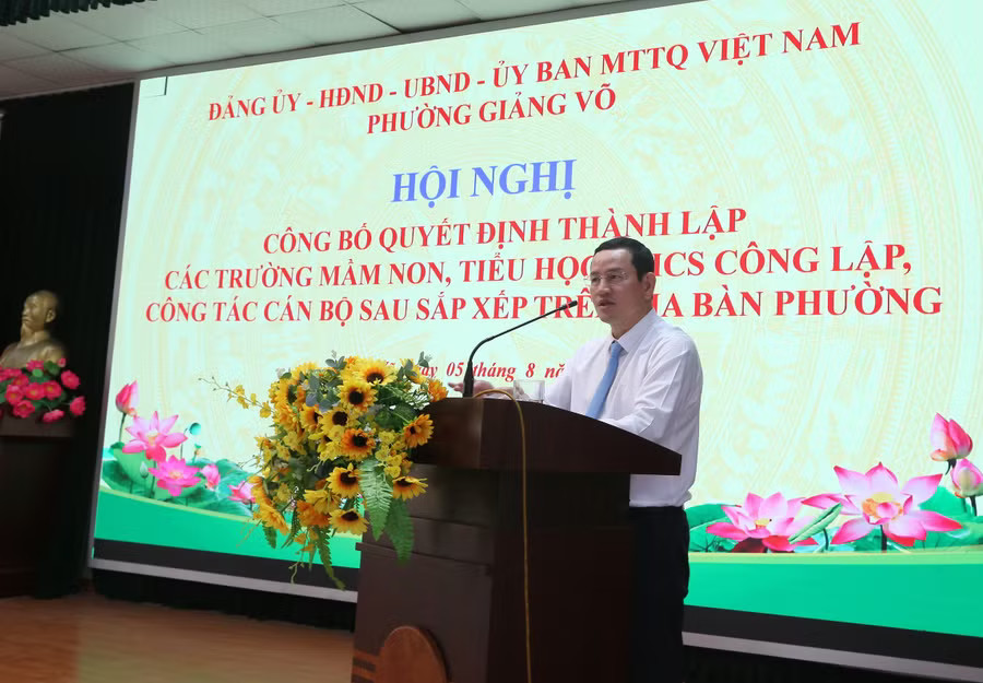Chủ tịch UBND phường Giảng Võ Cồ Như Dũng phát biểu tại Hội nghị. a-co-dung.jpg