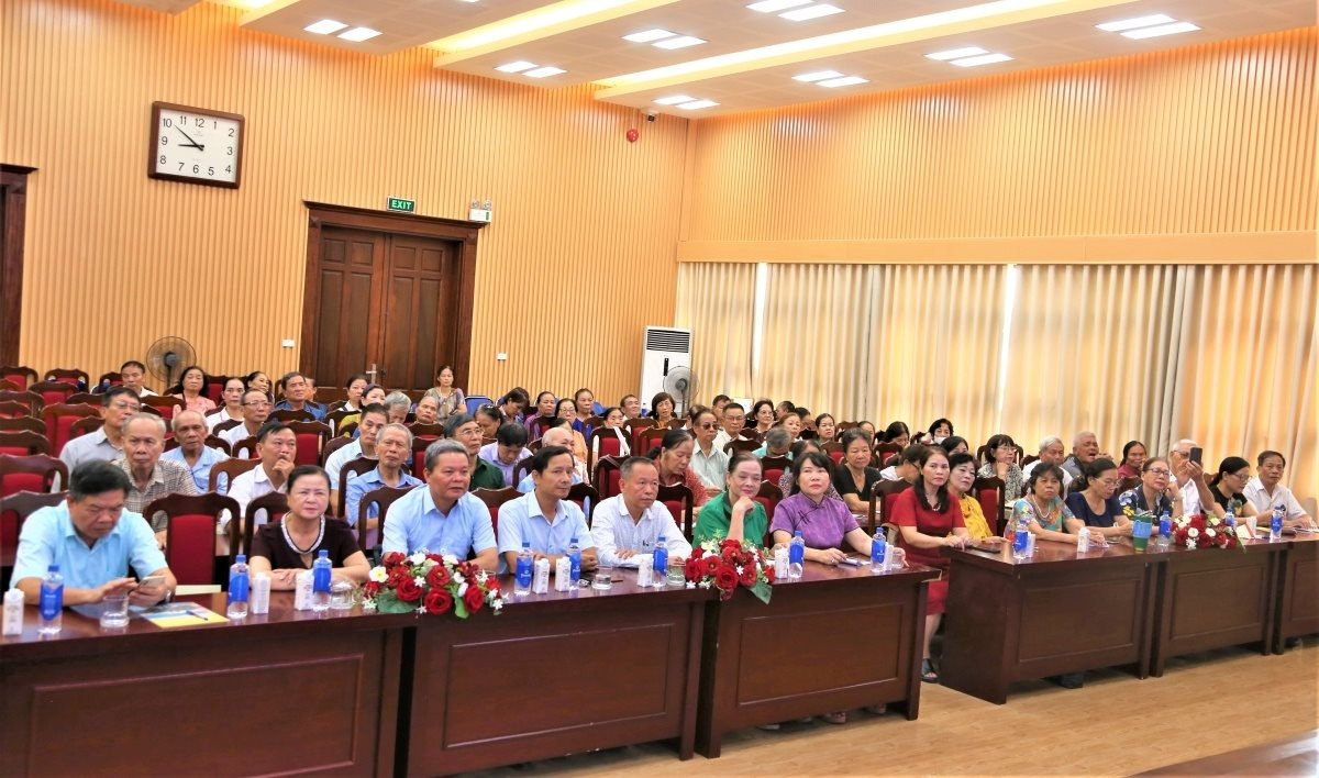 00-cac-dai-bieu-tham-du-lop-tap-huan20260813113835.jpg