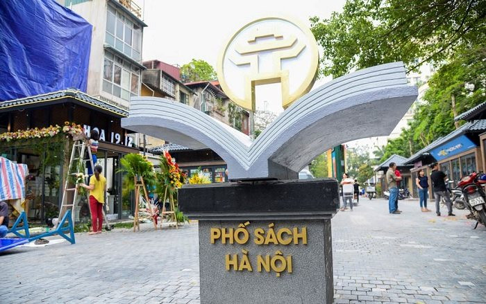 pho-sach-19-12-con-pho-goi-trong-toi-nhung-ky-uc-dep-anh-suu-tam-.jpg