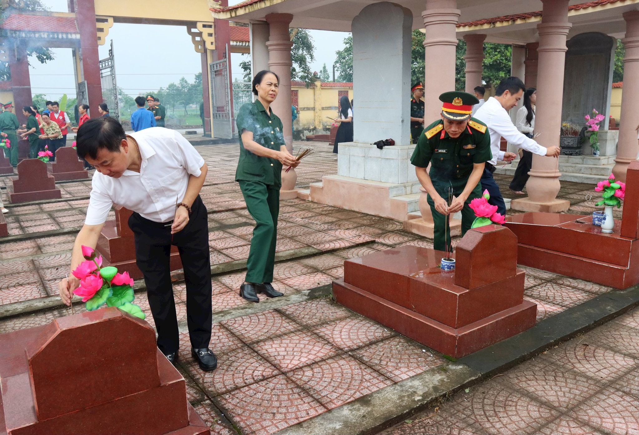 lanhdaostay.jpg