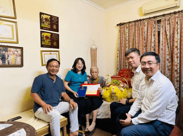 anh1-17877347474971086168926.png