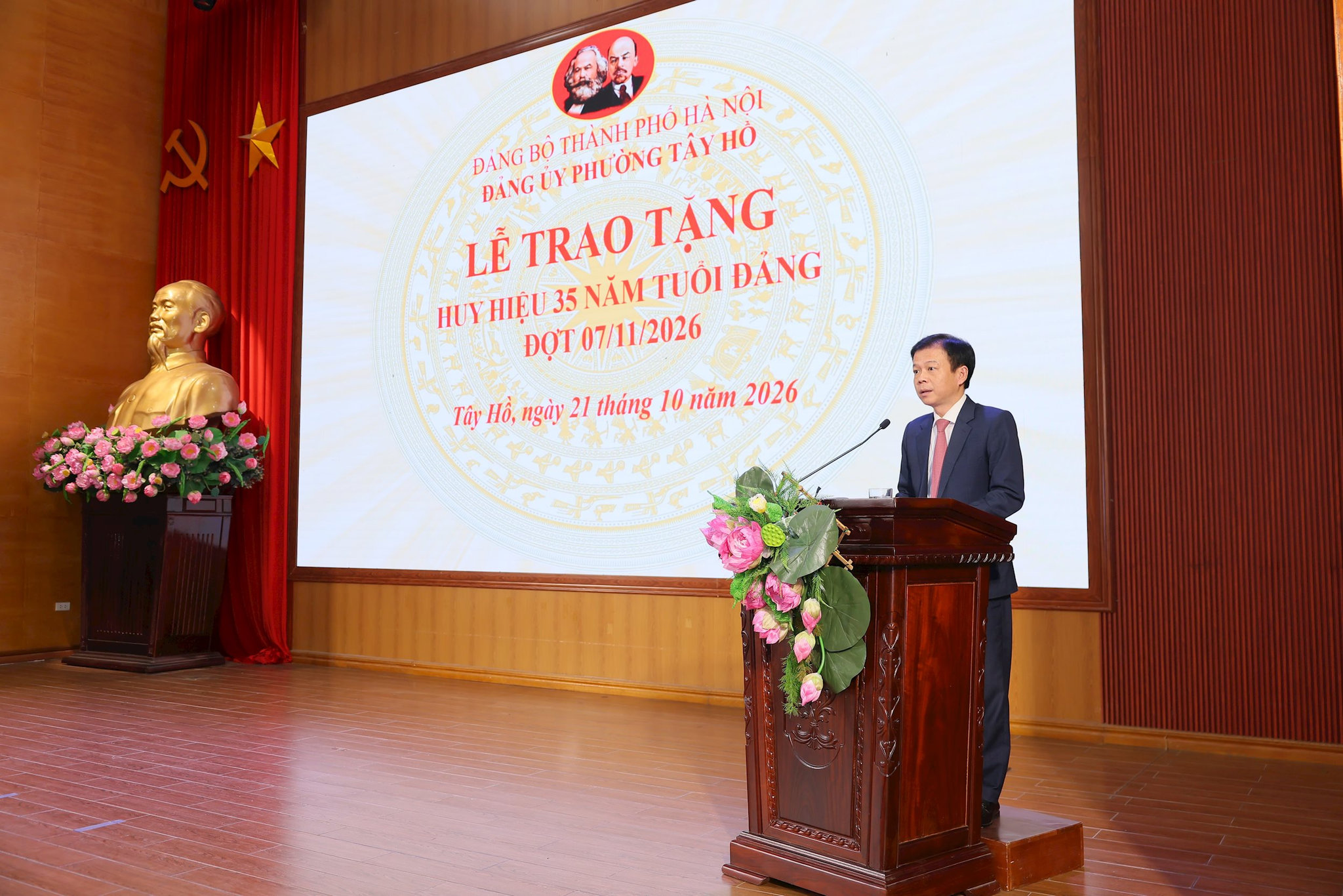 35-nam1.jpg