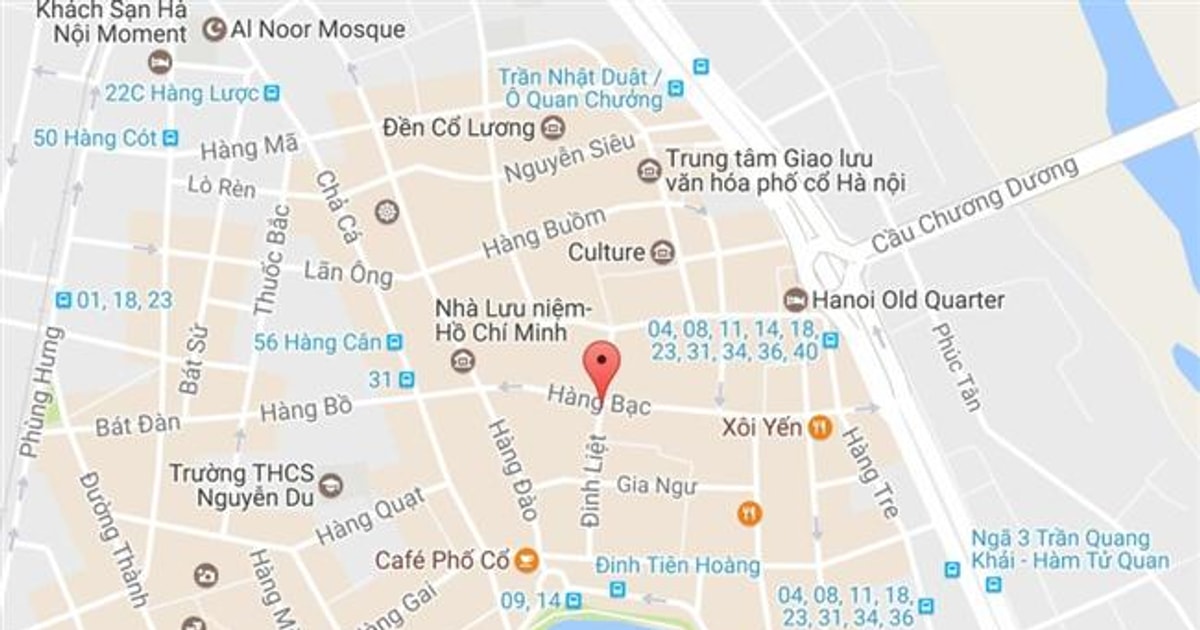 Phố Đinh Liệt cổ kính, dẫn vào Ngõ 34 Hàng Bạc, Hoàn Kiếm