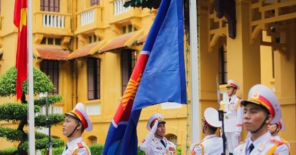 Lễ Thượng cờ ASEAN 2020: Nỗ lực xây dựng Cộng đồng ASEAN đoàn kết và tự ...