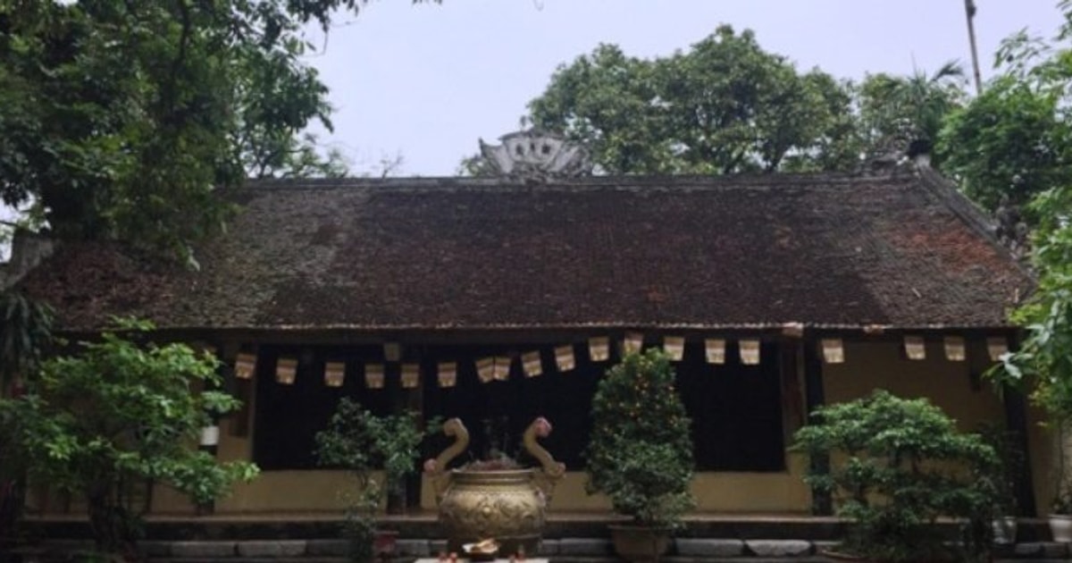 Chùa Trạm, Quận Long Biên - Cổng tam quan uy nghi