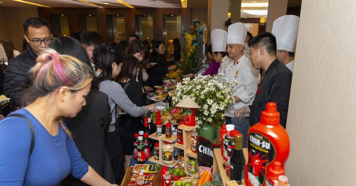Đánh Giá Thực Tế Của Thực Khách Về Liên Hoa Chay: Tổng hợp đánh giá, nhận xét của khách hàng đã từng trải nghiệm ẩm thực tại Liên Hoa Chay Hàng Bông, giúp bạn có cái nhìn khách quan nhất.