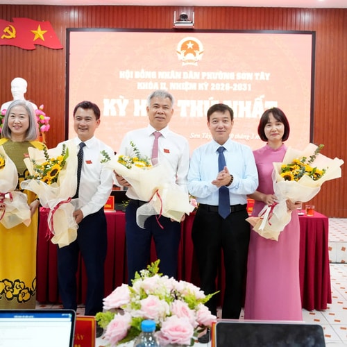 Phường Sơn Tây: Kỳ họp thứ nhất HĐND khóa II quyết nghị nhiều nội dung quan trọng