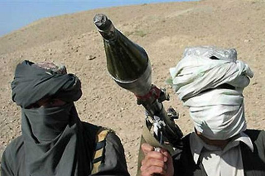 Taliban bắn chết 2 người được cho là  gián điệp cho Mử¹