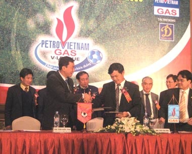 PV Gas tiếp tục là  Nhà  tà i trợ độc quyửn V-League 2009