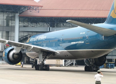 6,4 kg và ng vô chủ trên máy bay của Vietnam Airlines