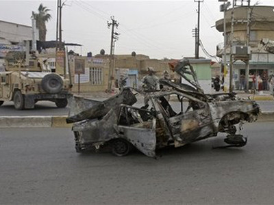Hai xe bom phát nổ tại Iraq và  Pakistan, 27 người chết