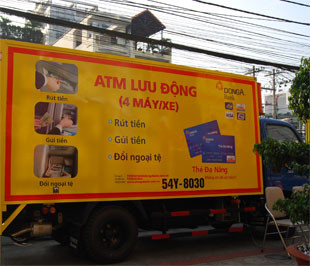 Thống đốc cảnh cáo DongA Bank vử dịch vụ ATM lưu động