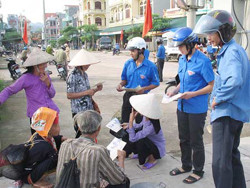 Phòng chống dịch tại Hà  Nội: Nhiửu xã, phường khoán trắng cho trạm y tế, thú y!