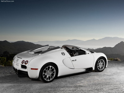 Bugatti Veyron Grand Sport:  Chính thức lên dây chuyền sản xuất