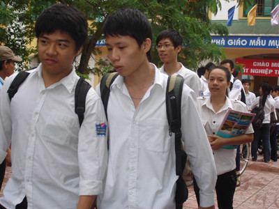 Hà  Nội có số thí sinh bử thi cao nhất nước