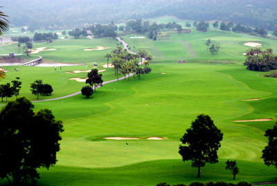 Lãnh đạo Hà  Nội phủ nhận việc dẫn đầu cả nước vử số sân golf