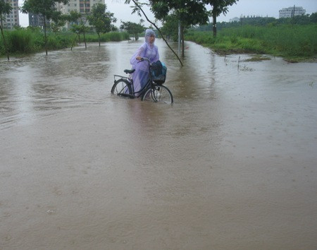 Cẩn thận, em ơi, Hà  Nội... lụt!