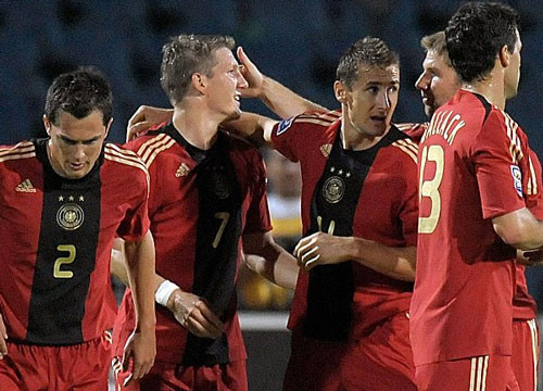 Vòng loại World Cup 2010: Đức & Pháp thắng vất vả
