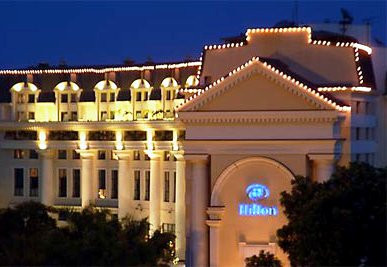 VinaCapital bán toà n bộ cổ phần tại Khách sạn Hilton Hà  Nội