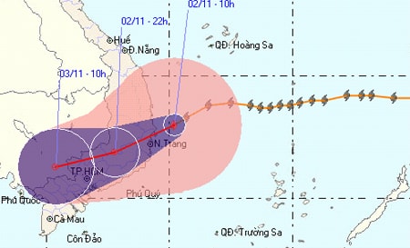 Sơ tán hơn 7.800 người tránh bão số 11