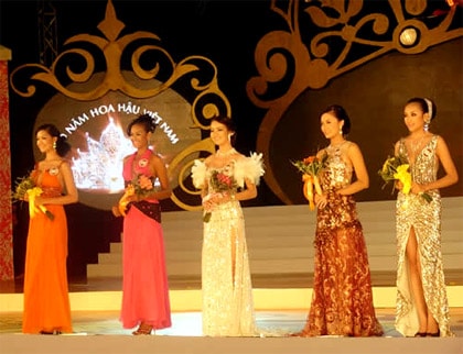 Sẽ có 2 cuộc thi hoa hậu trong năm 2010?