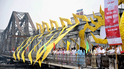 Bán đấu giá tranh gây quý chuẩn bị cho Festival Long Biên 2010