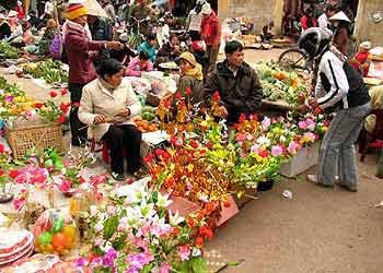 Chợ quê ngà y Tết 