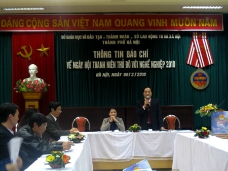 Ngà y hội Thanh niên Thủ đô với nghử nghiệp 2010    