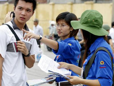 70.000 thanh niên, sinh viên tham gia ˜Tiếp sức mùa thi™