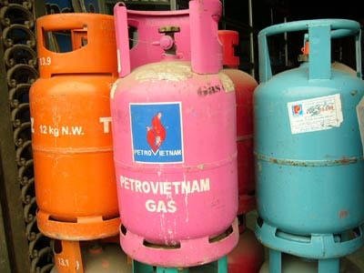 Từ 1/6, giá gas giảm 13.000 đồng/bình 12kg