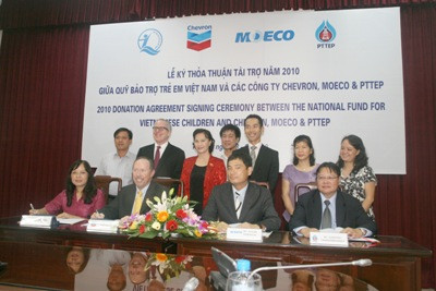 CHEVRON, MOECO và  PTTEP hỗ trợ 125.000 USD cho giáo dục Việt Nam