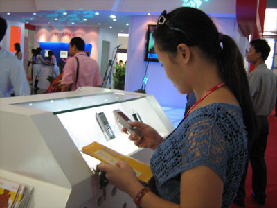 Những nghịch lý trong thị trường Viễn thông Việt Nam