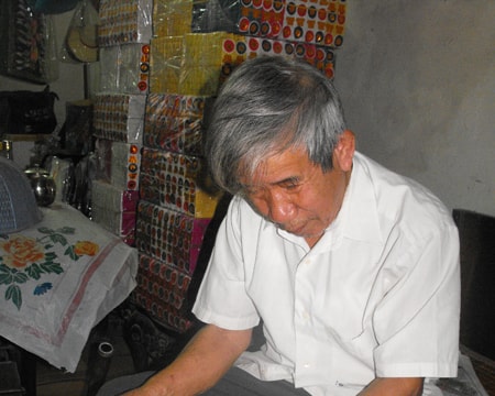 Nhà  sử­ học làng Kim Liên
